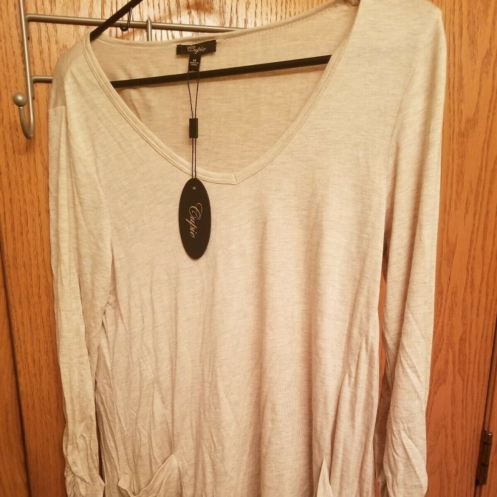 Cupio women's beige top (Medium)